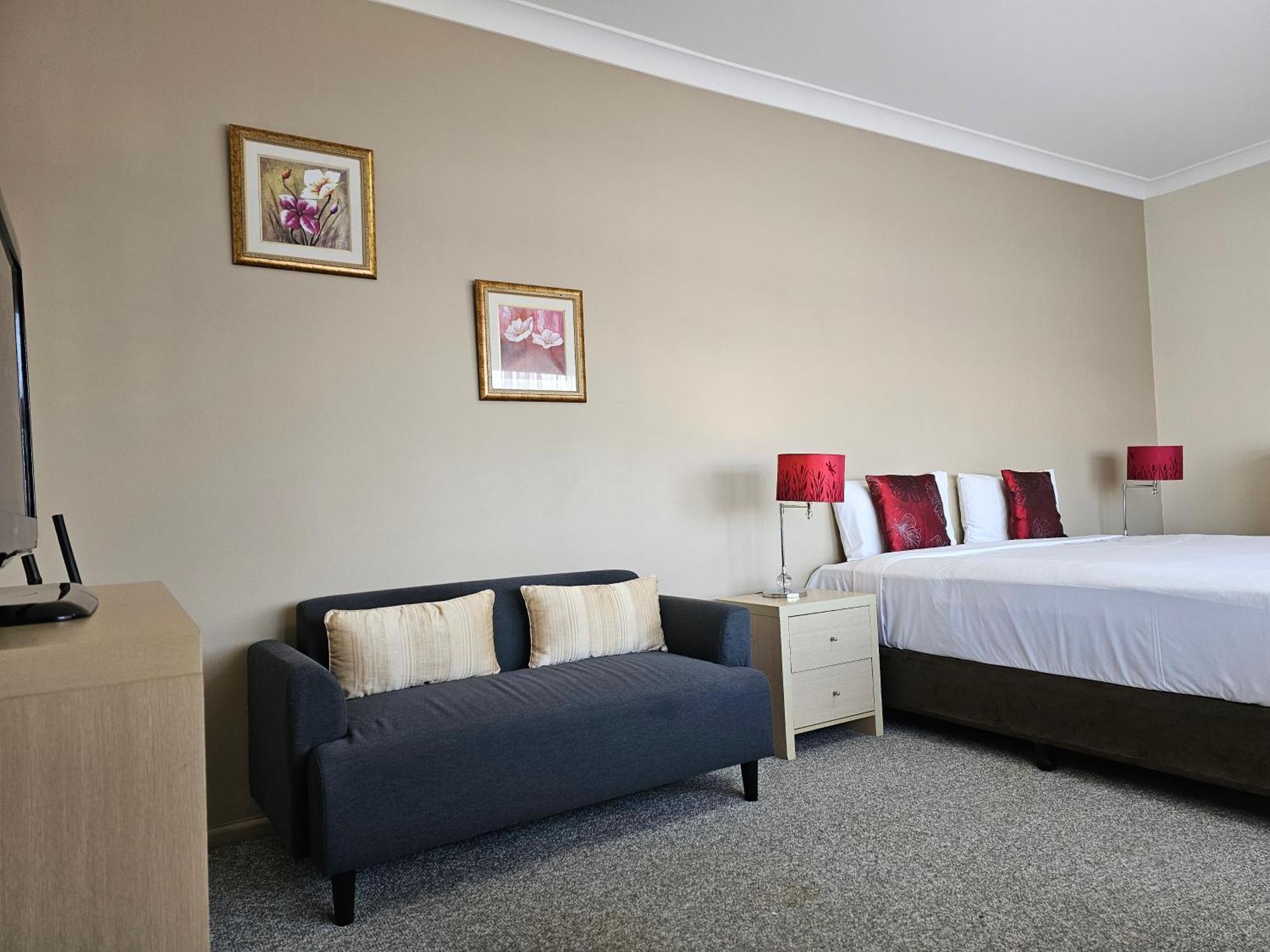 Country Lodge Motor Inn Бетхерст Екстер'єр фото