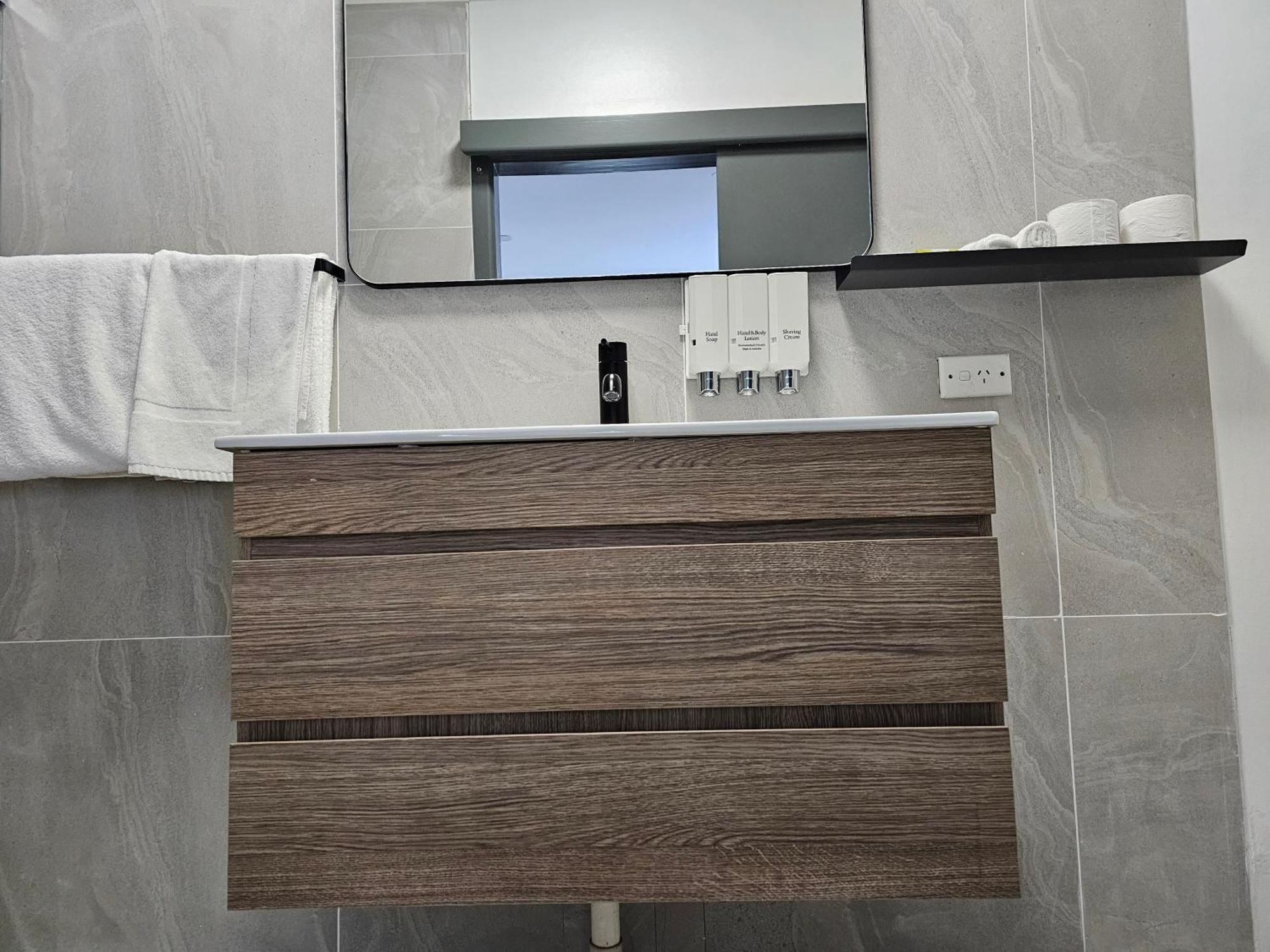 Country Lodge Motor Inn Бетхерст Екстер'єр фото