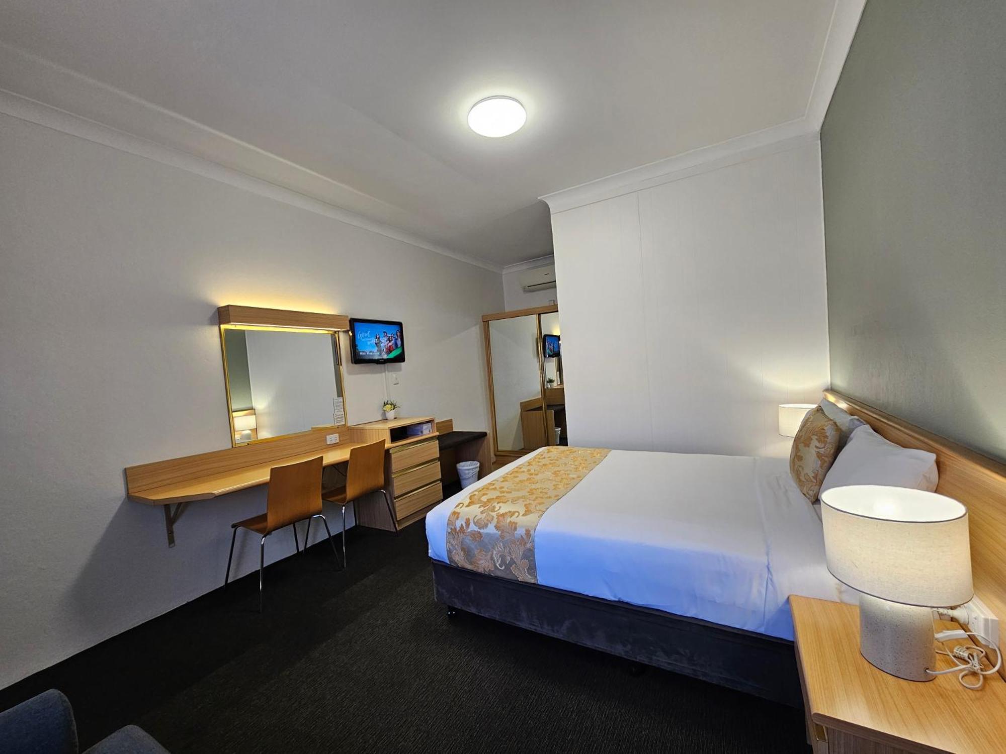 Country Lodge Motor Inn Бетхерст Екстер'єр фото